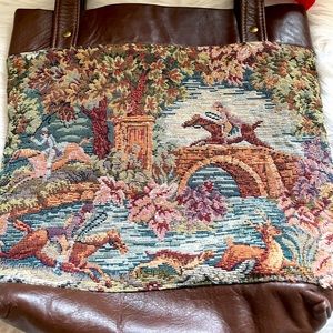 Brown Leather Horse Themed Shoulder Strap Tote Bag